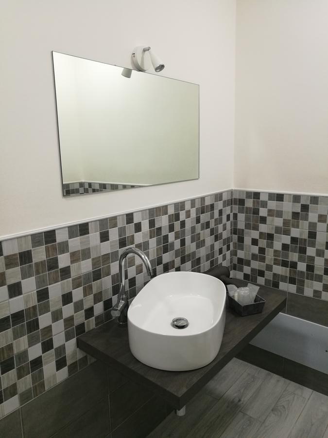 Volturno 106 Bed & Breakfast Palermo Exterior foto