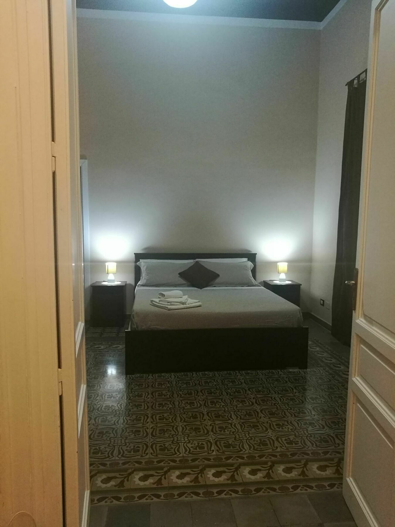 Volturno 106 Bed & Breakfast Palermo Exterior foto